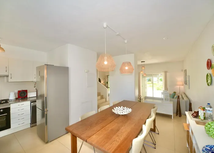 Villa Cove - In Complex Only 5 Minutes From The Marina Of Vilamoura Quarteira