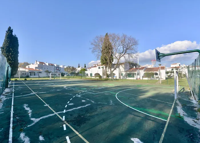 Cove - In Complex Only 5 Minutes From The Marina Of Vilamoura 빌라 *