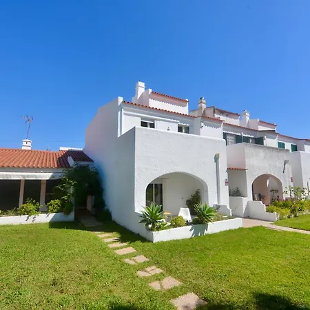 Cove - In Complex Only 5 Minutes From The Marina Of Vilamoura Villa Quarteira