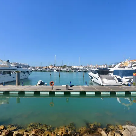 Cove - In Complex Only 5 Minutes From The Marina Of Vilamoura Villa *