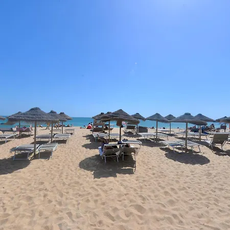 Villa Cove - In Complex Only 5 Minutes From The Marina Of Vilamoura *