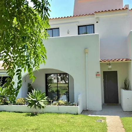 Villa Cove - In Complex Only 5 Minutes From The Marina Of Vilamoura