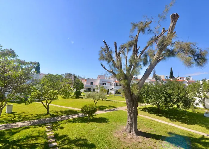 Cove - In Complex Only 5 Minutes From The Marina Of Vilamoura *