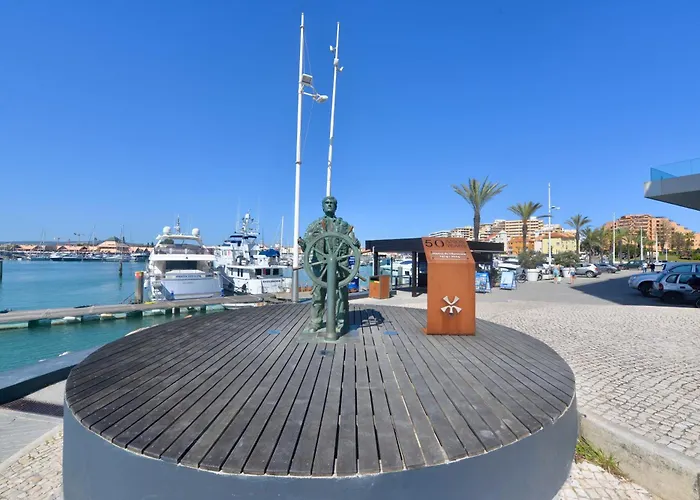 Cove - In Complex Only 5 Minutes From The Marina Of Vilamoura Villa Quarteira
