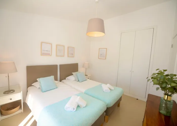 Cove - In Complex Only 5 Minutes From The Marina Of Vilamoura 别墅